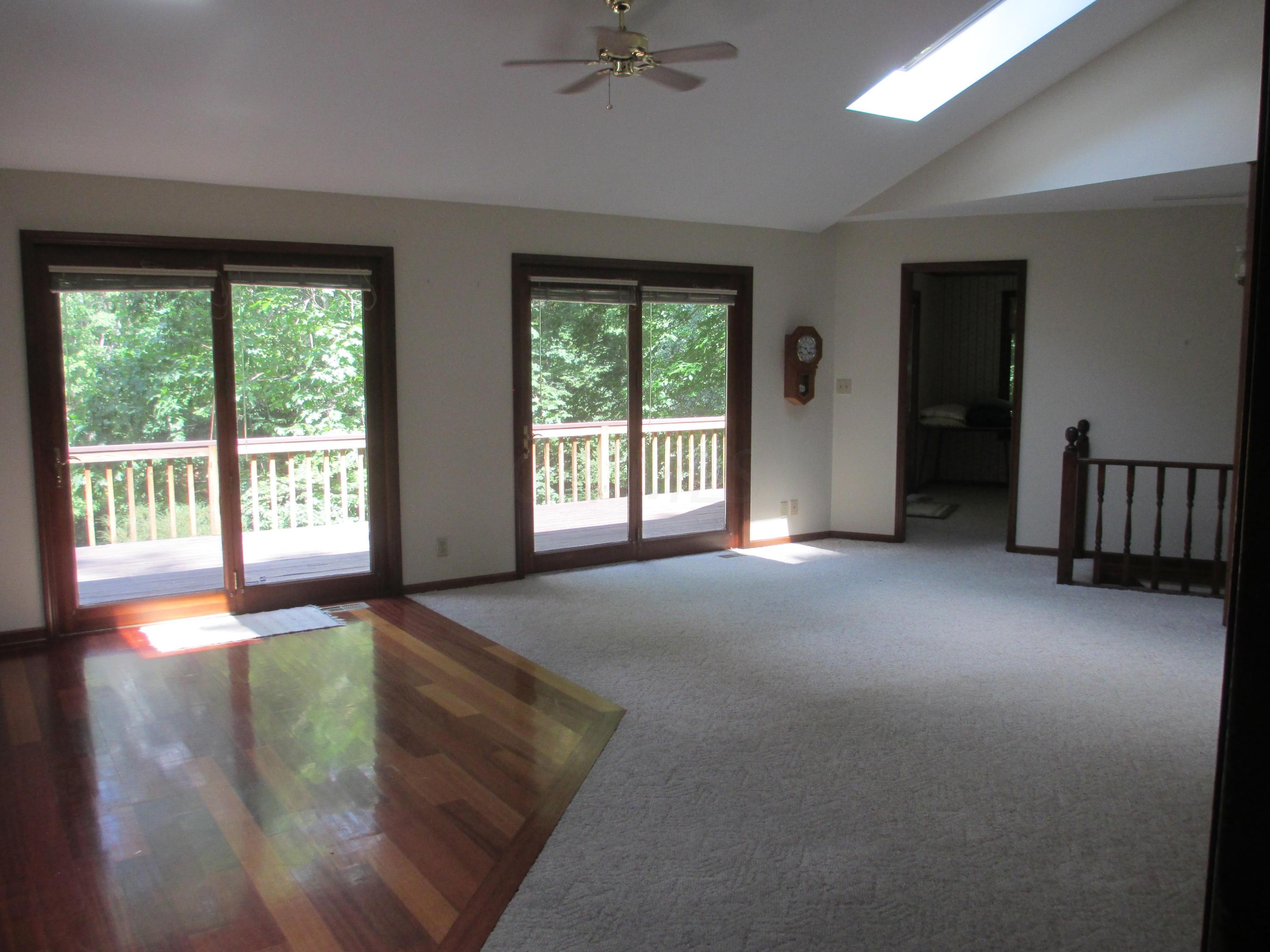 178 Pima Lane Logan, OH 43138 - Photo 2 of 28