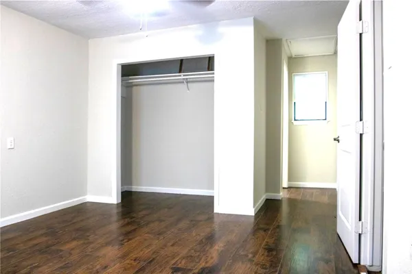 $191,000 | 421 East Park Street, Alvin, TX 77511