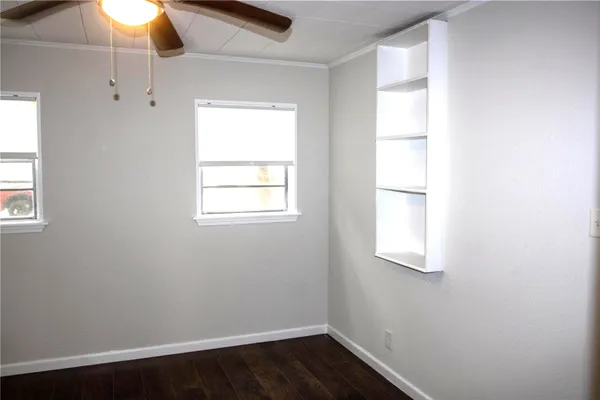 $191,000 | 421 East Park Street, Alvin, TX 77511