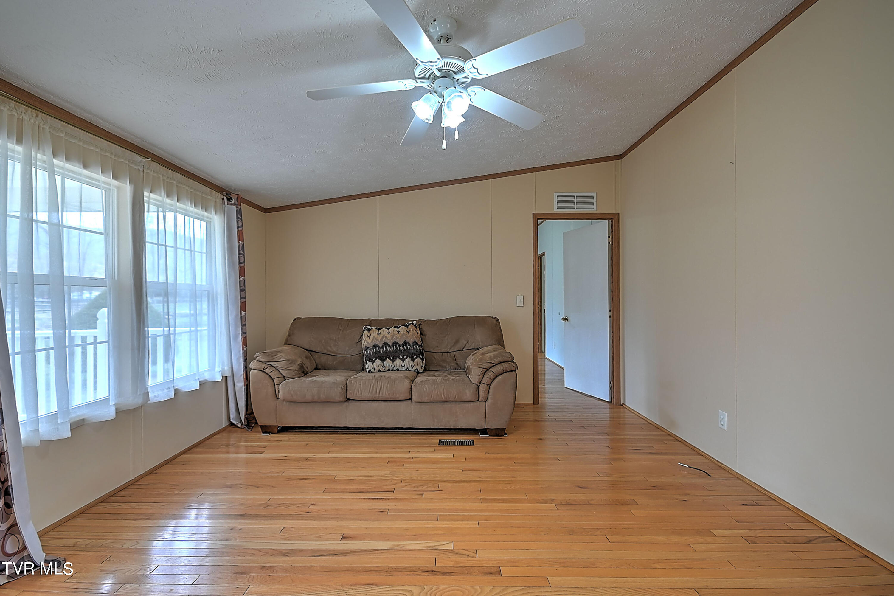 163 Campbell Road Elizabethton, TN 37643 - Photo 13 of 50 163 Campbell JV-22