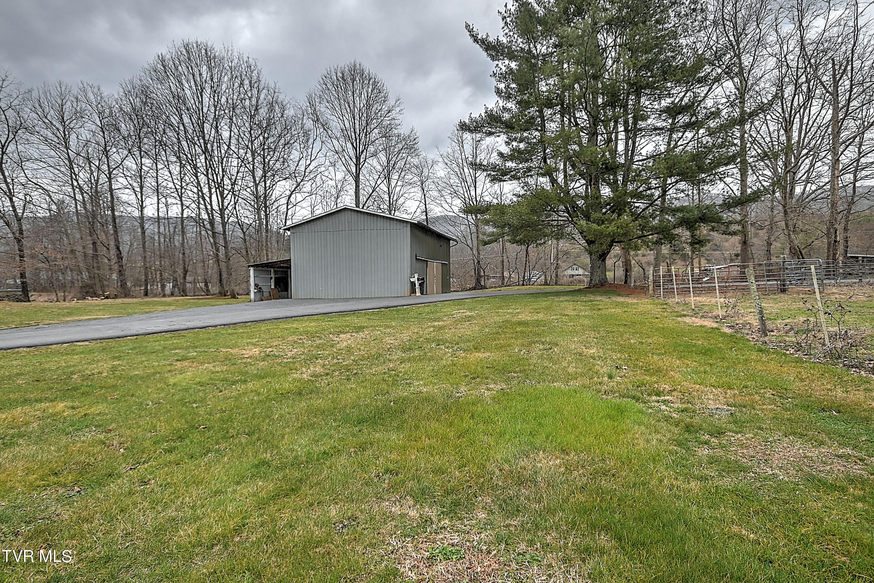 163 Campbell Road Elizabethton, TN 37643 - Photo 23 of 50 163 Campbell JV-9