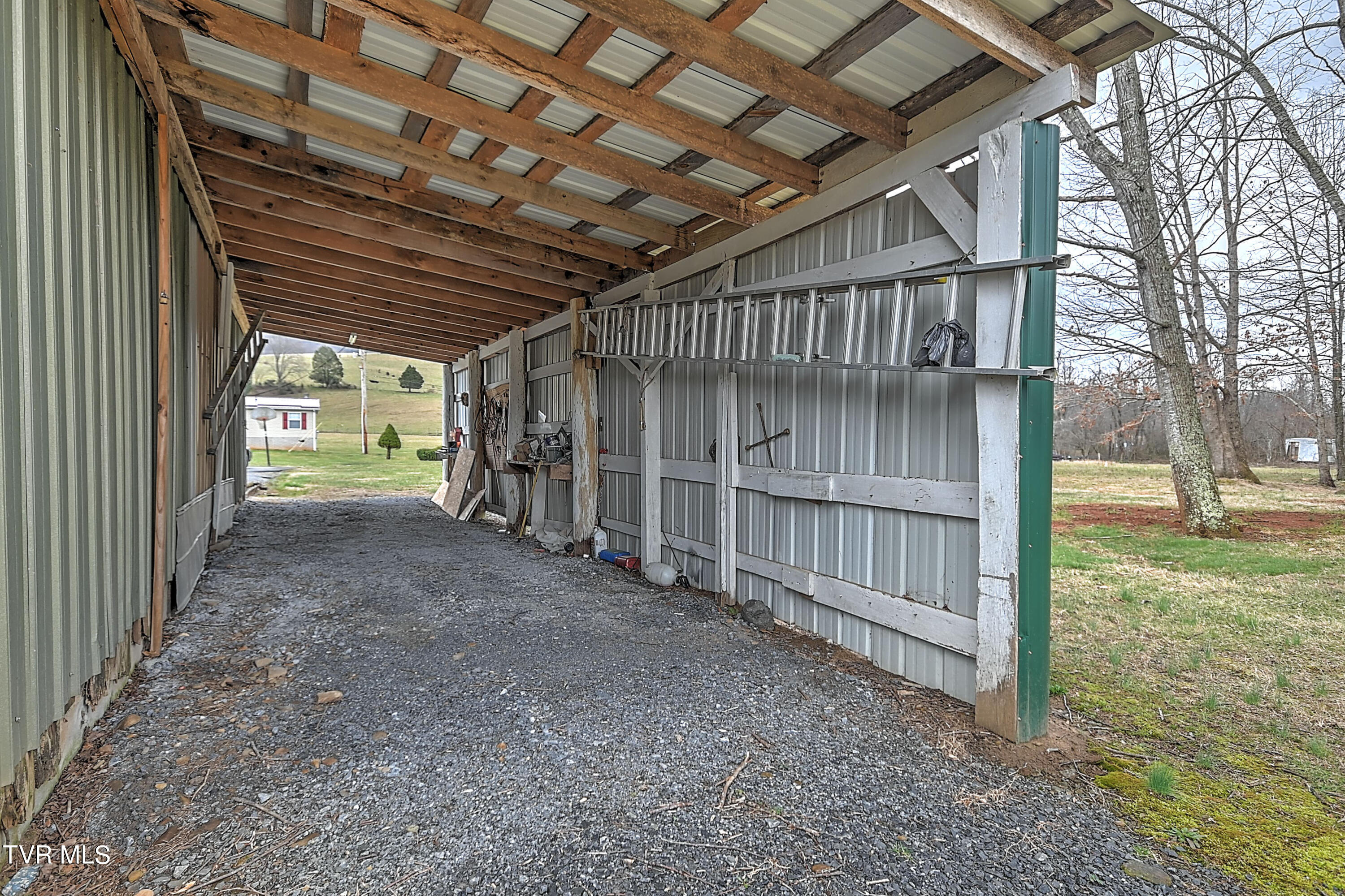 163 Campbell Road Elizabethton, TN 37643 - Photo 27 of 50 163 Campbell JV-15