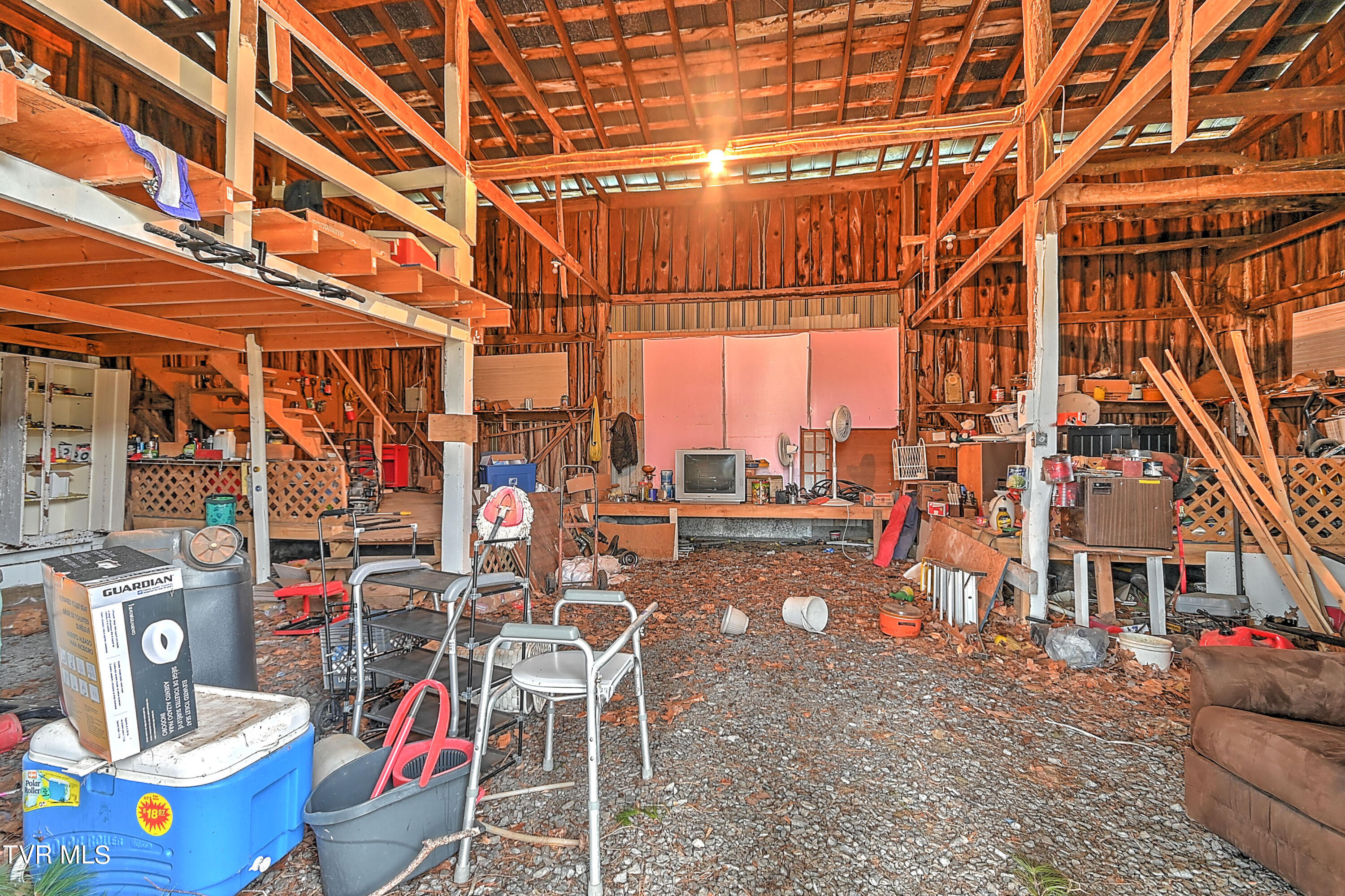163 Campbell Road Elizabethton, TN 37643 - Photo 28 of 50 163 Campbell JV-16