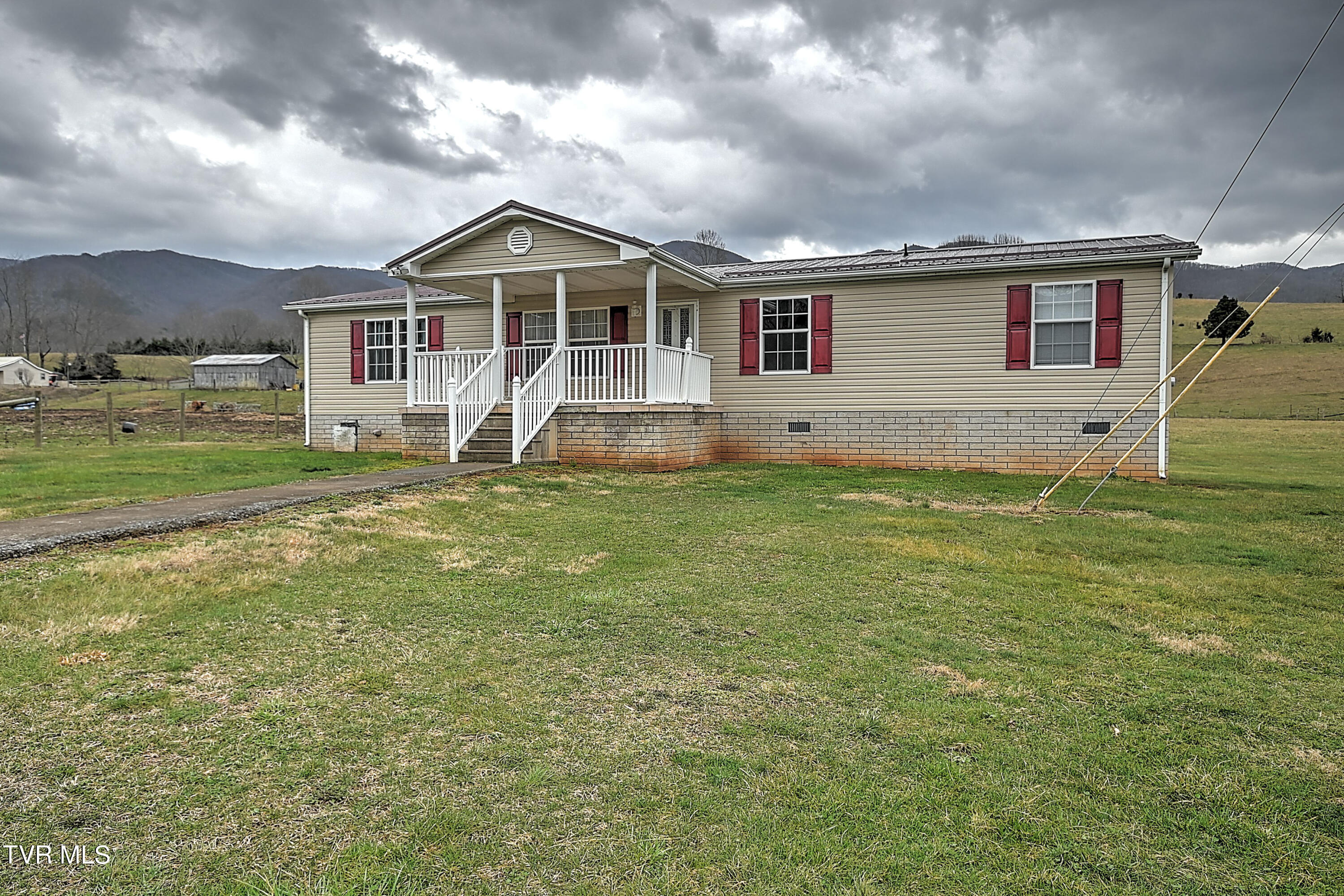 163 Campbell Road Elizabethton, TN 37643 - Photo 4 of 50 163 Campbell JV-4