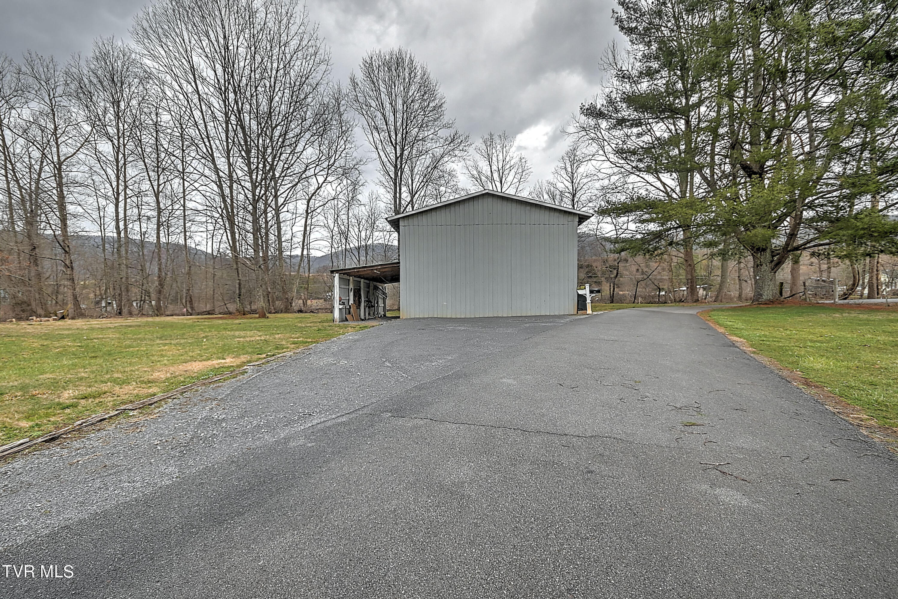 163 Campbell Road Elizabethton, TN 37643 - Photo 49 of 50 163 Campbell JV-58
