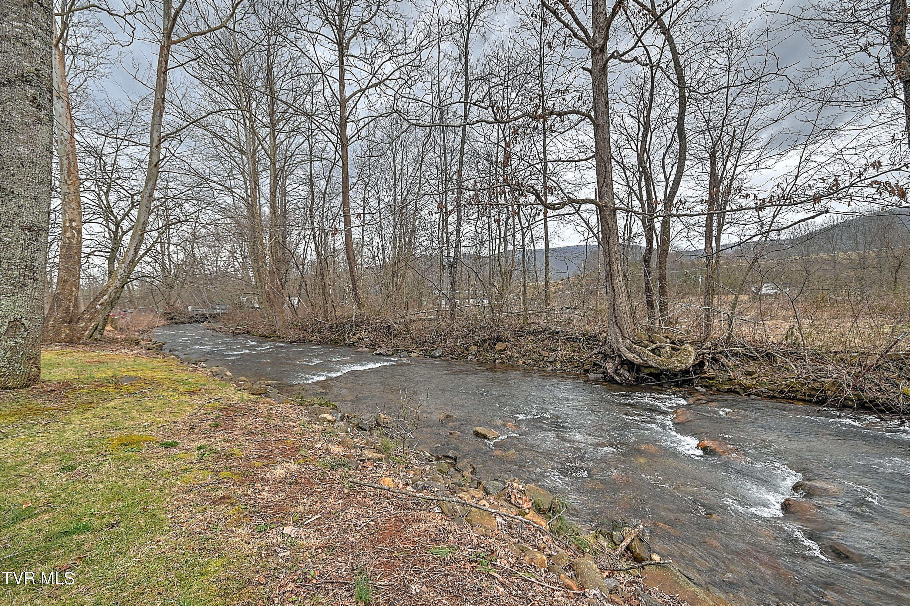163 Campbell Road Elizabethton, TN 37643 - Photo 6 of 50 163 Campbell JV-14