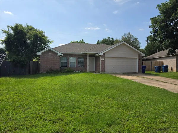$229,900 | 305 China Cove, Elgin, TX 78621