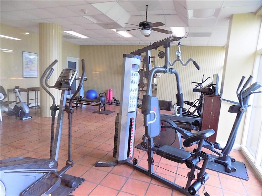 4000 Surfside Boulevard, Unit 508 Corpus Christi, TX 78402 - Photo 28 of 32 a view of a room with gym equipment