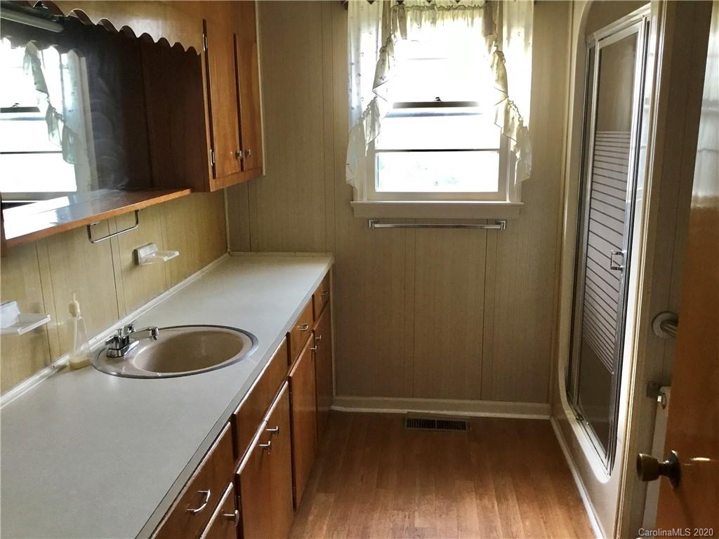 1065 Drag Strip Road Hudson, NC 28638 - Photo 5 of 26 Gallery Image 5