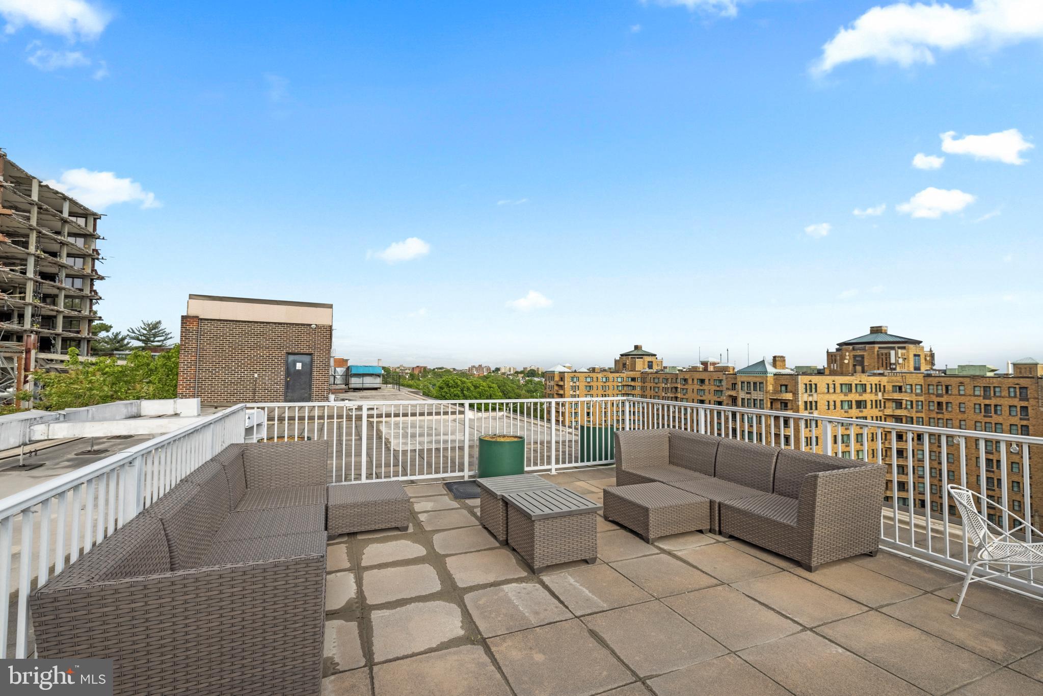 2501 Calvert Street Northwest, Unit 312 Washington, DC 20008 - Photo 25 of 31