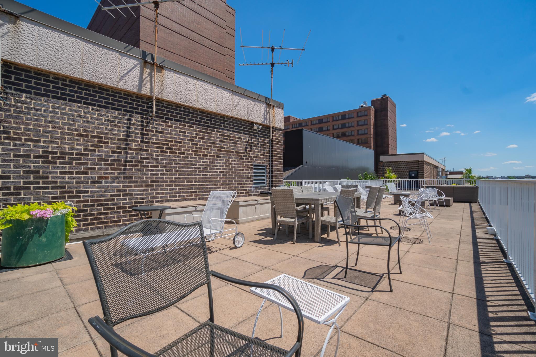 2501 Calvert Street Northwest, Unit 312 Washington, DC 20008 - Photo 28 of 31