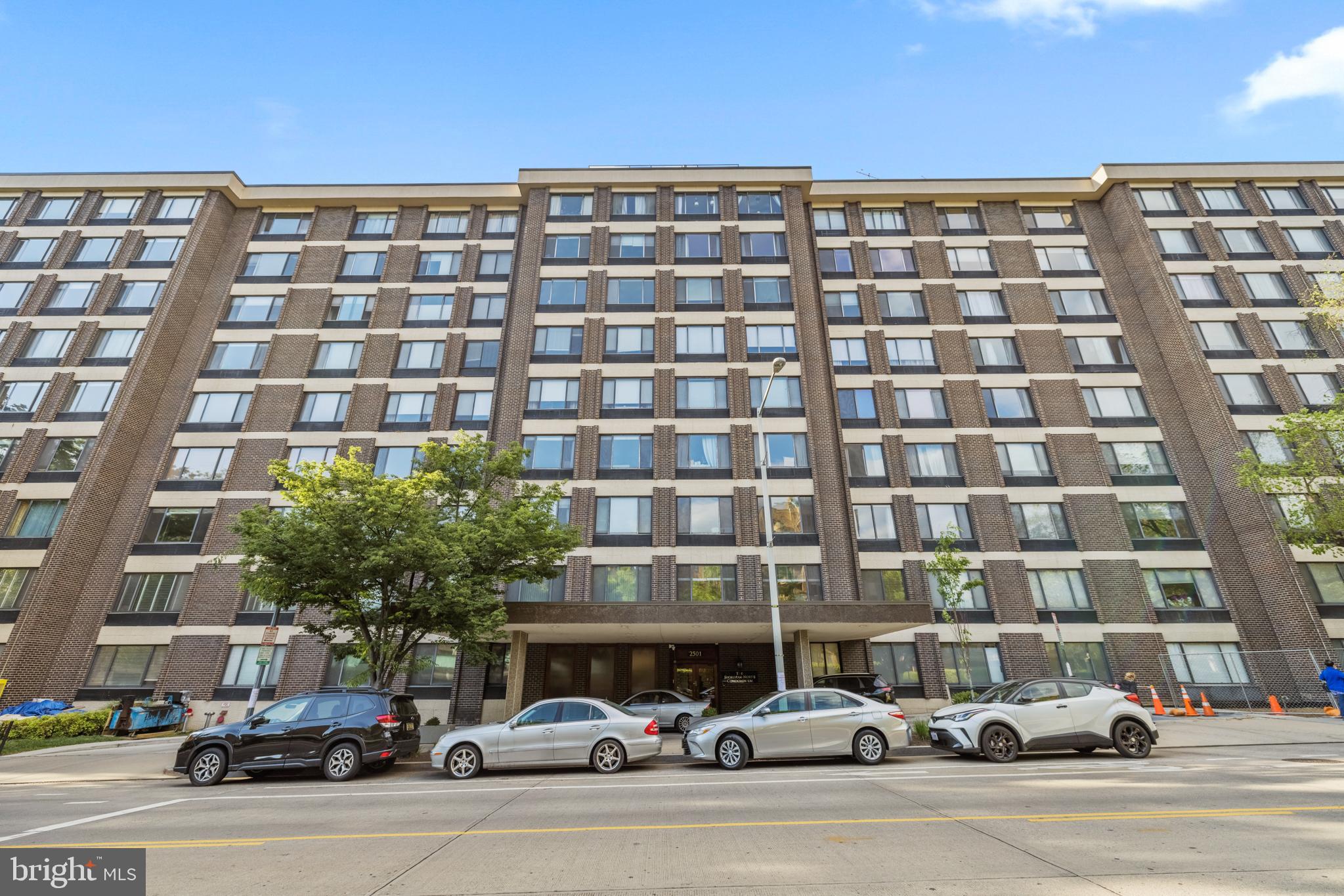 2501 Calvert Street Northwest, Unit 312 Washington, DC 20008 - Photo 29 of 31