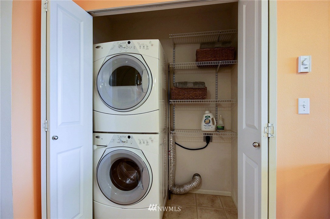 2960 Southwest Raymond Street, Unit 102 Seattle, WA 98126 - Photo 17 of 25