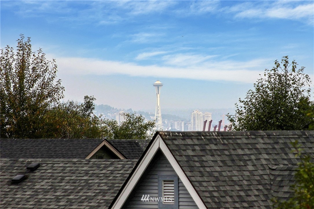2960 Southwest Raymond Street, Unit 102 Seattle, WA 98126 - Photo 20 of 25