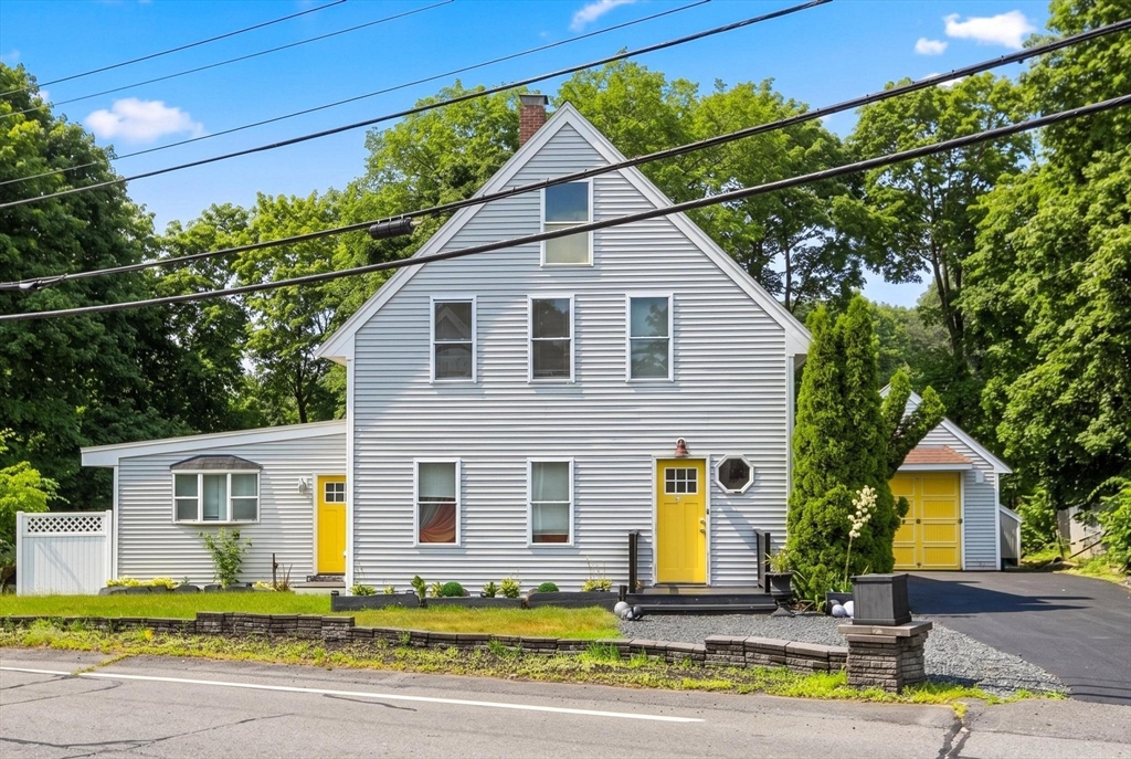73 Wareham Street Middleboro, MA 02346 - Photo 1 of 37
