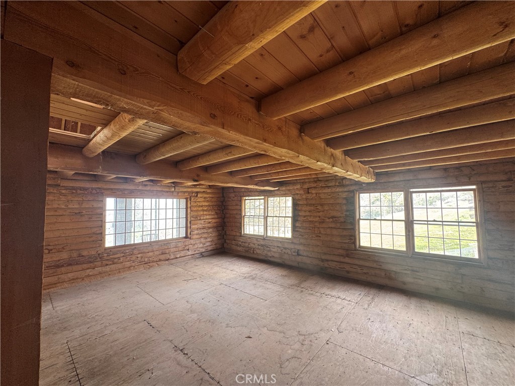 7700 Digier Road Lebec, CA 93243 - Photo 8 of 30 a view of an empty room with windows