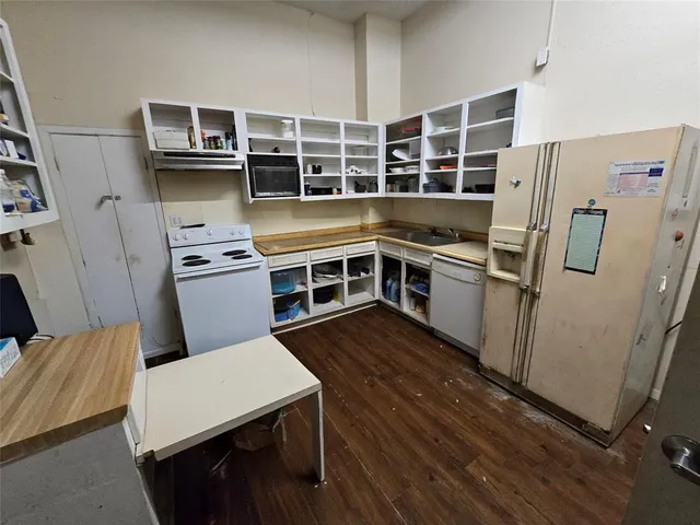 $225,000 | 322 Capps1 Street, Marlin, TX 76661