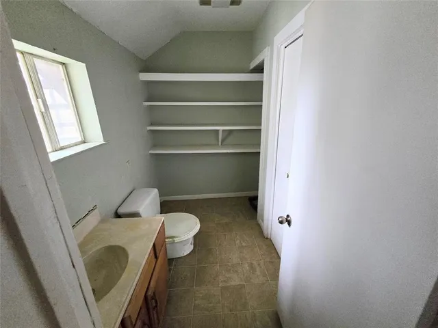 $225,000 | 322 Capps1 Street, Marlin, TX 76661