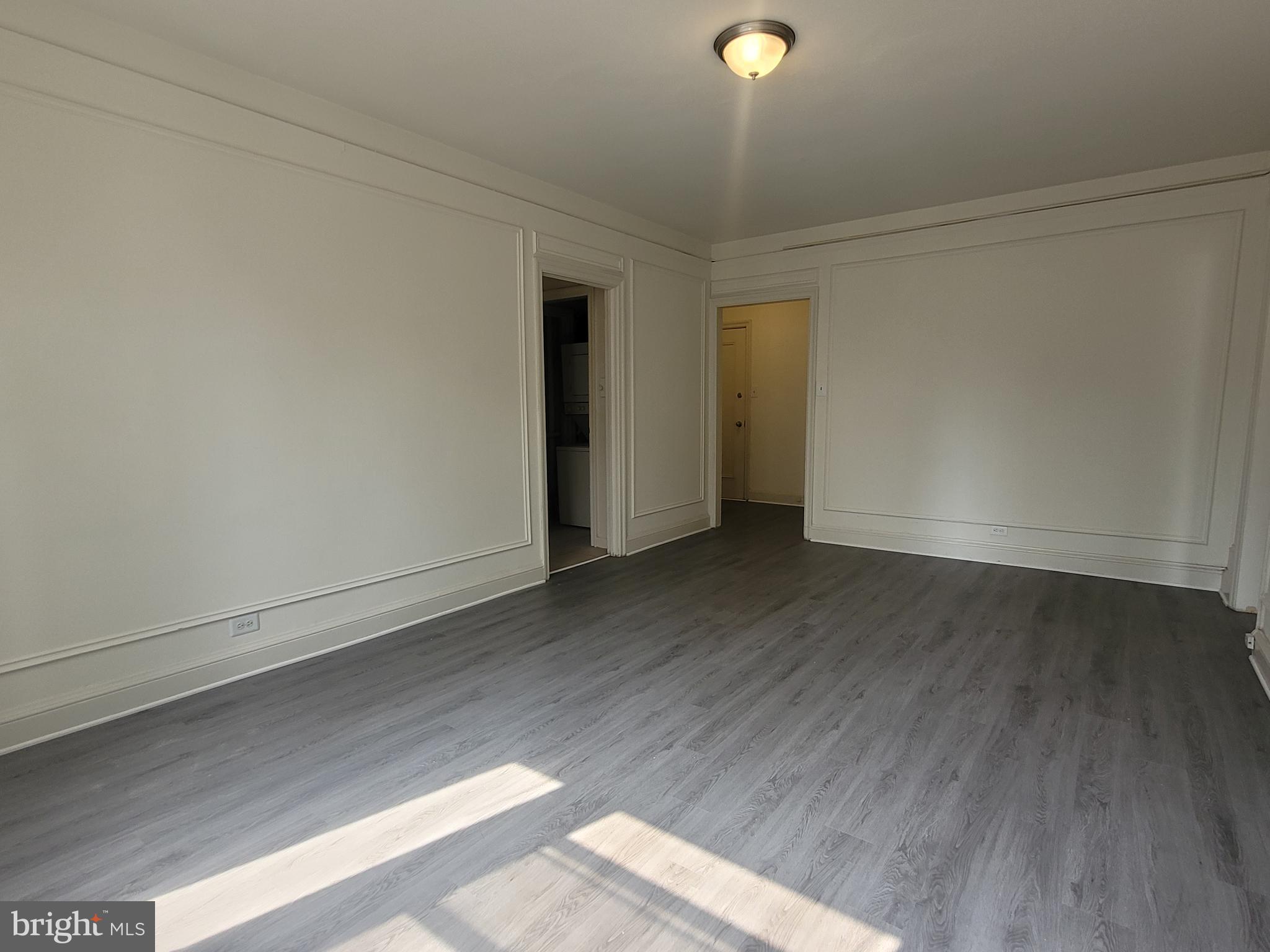 2031 Locust Street, Unit 604 Philadelphia, PA 19103 - Photo 3 of 20
