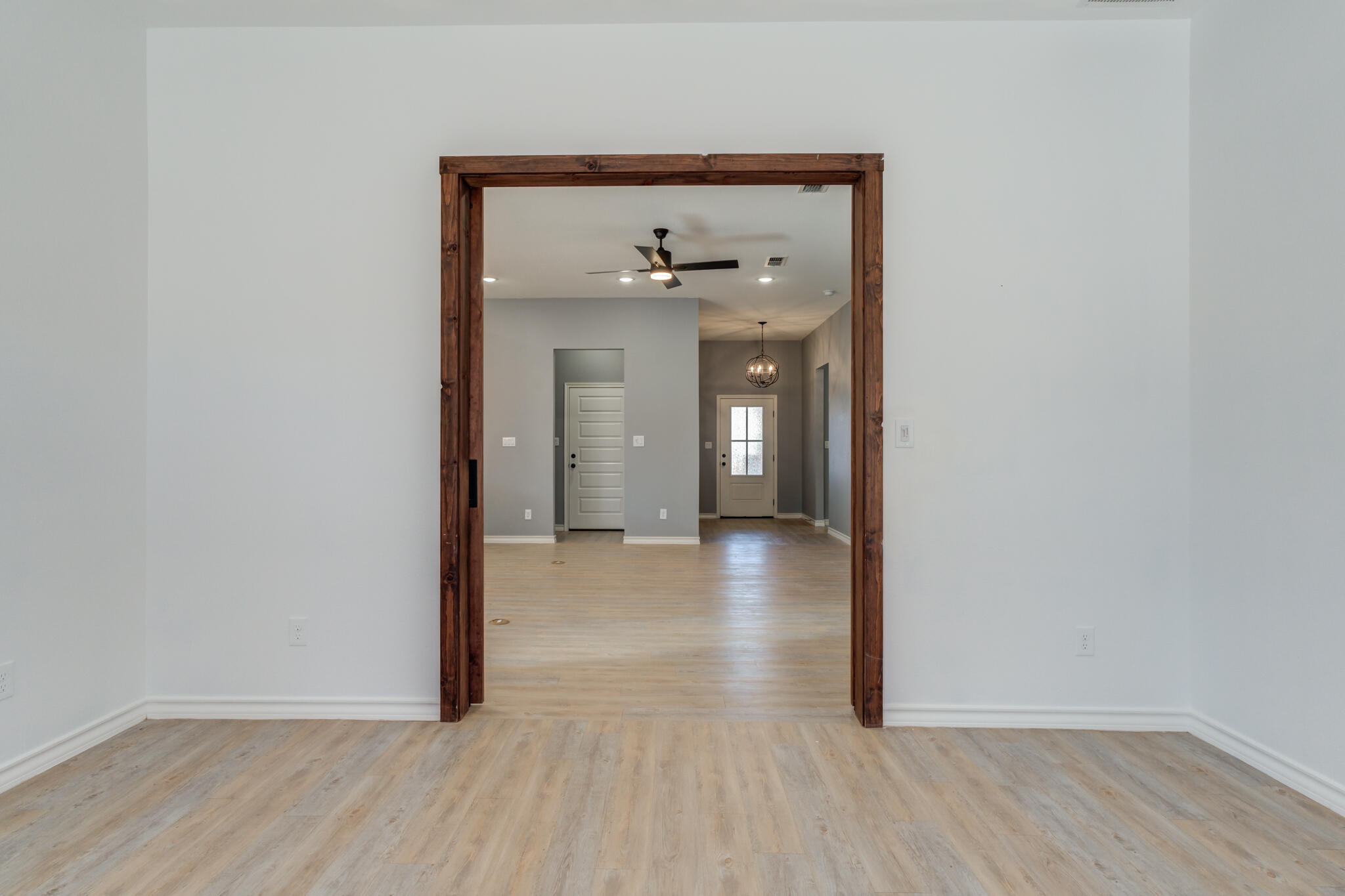 12701 Kenosha Avenue Lubbock, TX 79423 - Photo 32 of 61 12701-Kenosha-Ave_Lubbock-TX_32_2nd-Livi