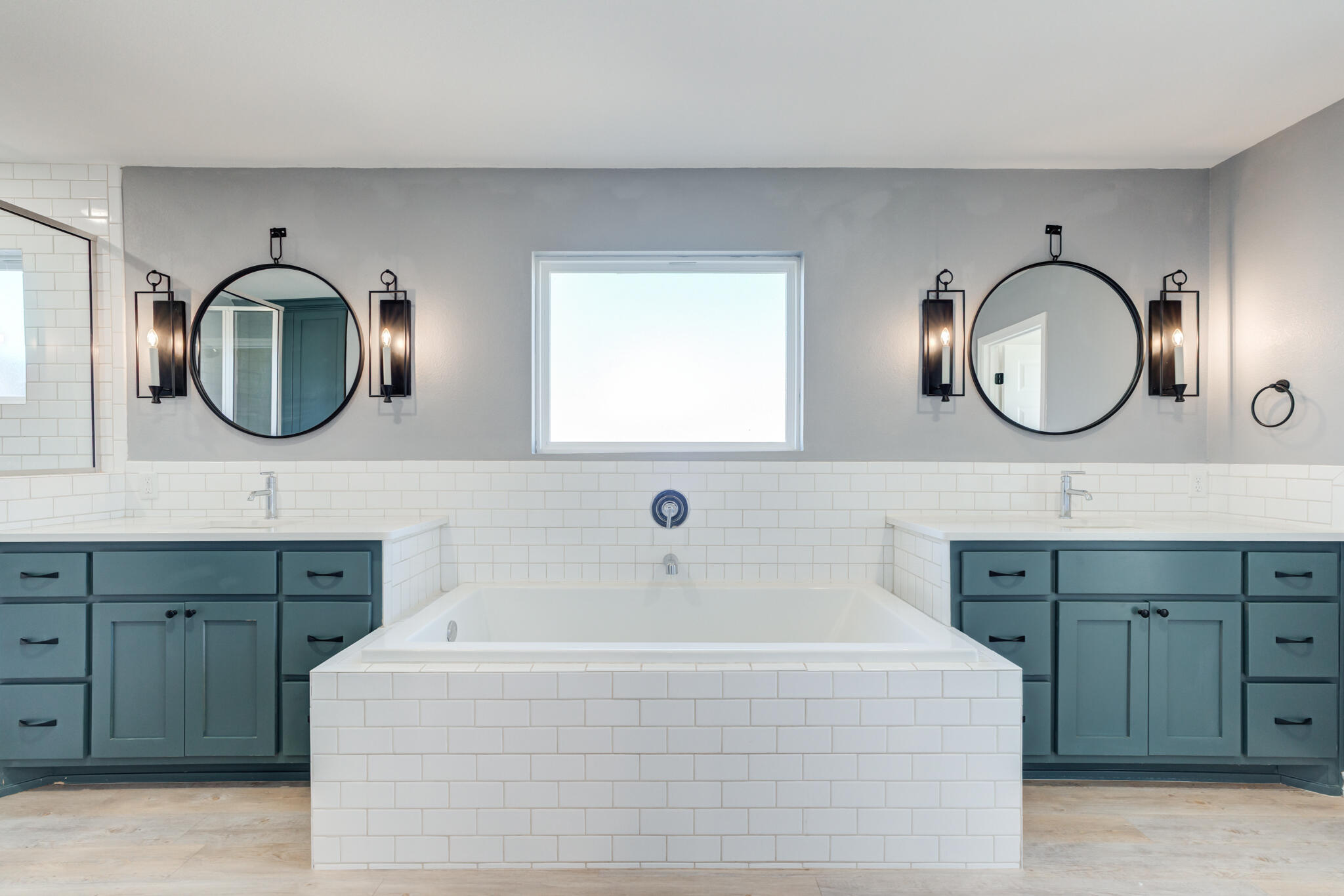12701 Kenosha Avenue Lubbock, TX 79423 - Photo 33 of 61 a bathroom with a sink and a mirror
