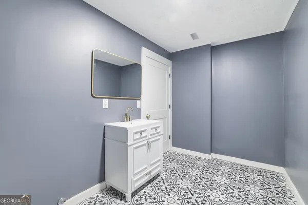 $525,000 | 3 Dillard Sky Lane, Dillard, GA 30537