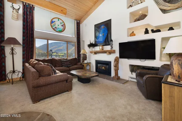 $2,675,000 | 508 East Lionshead Circle, Unit 503, Vail, CO 81657