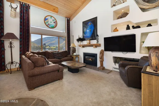 $2,895,000 | 508 East Lionshead Circle, Unit 503, Vail, CO 81657