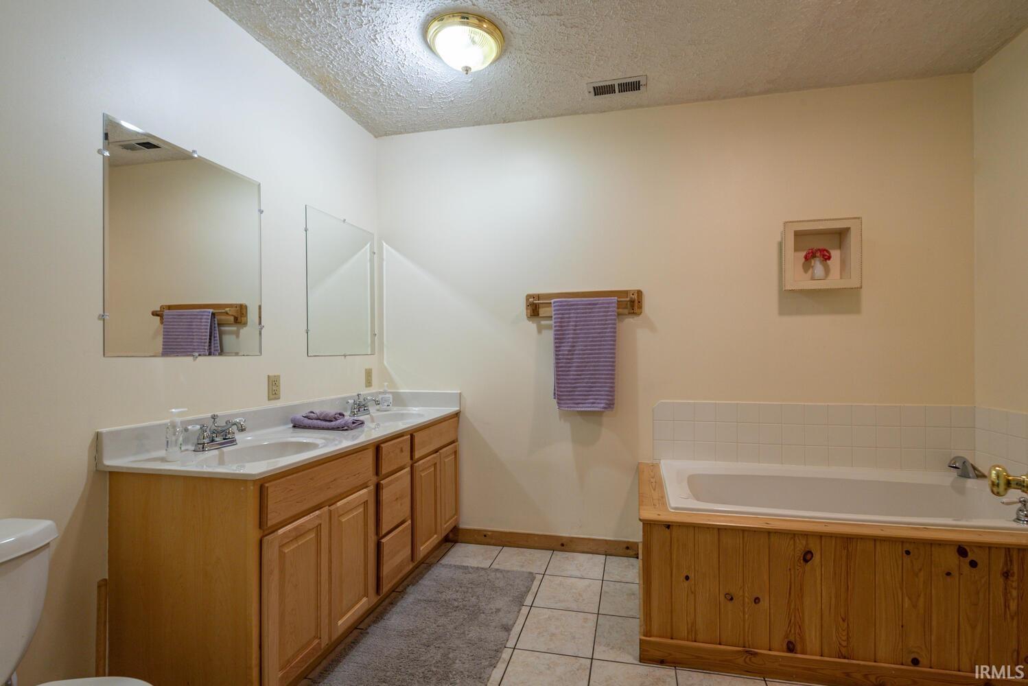1291 North Sewell Road Bloomington, IN 47408 - Photo 27 of 36 Gallery Image 27