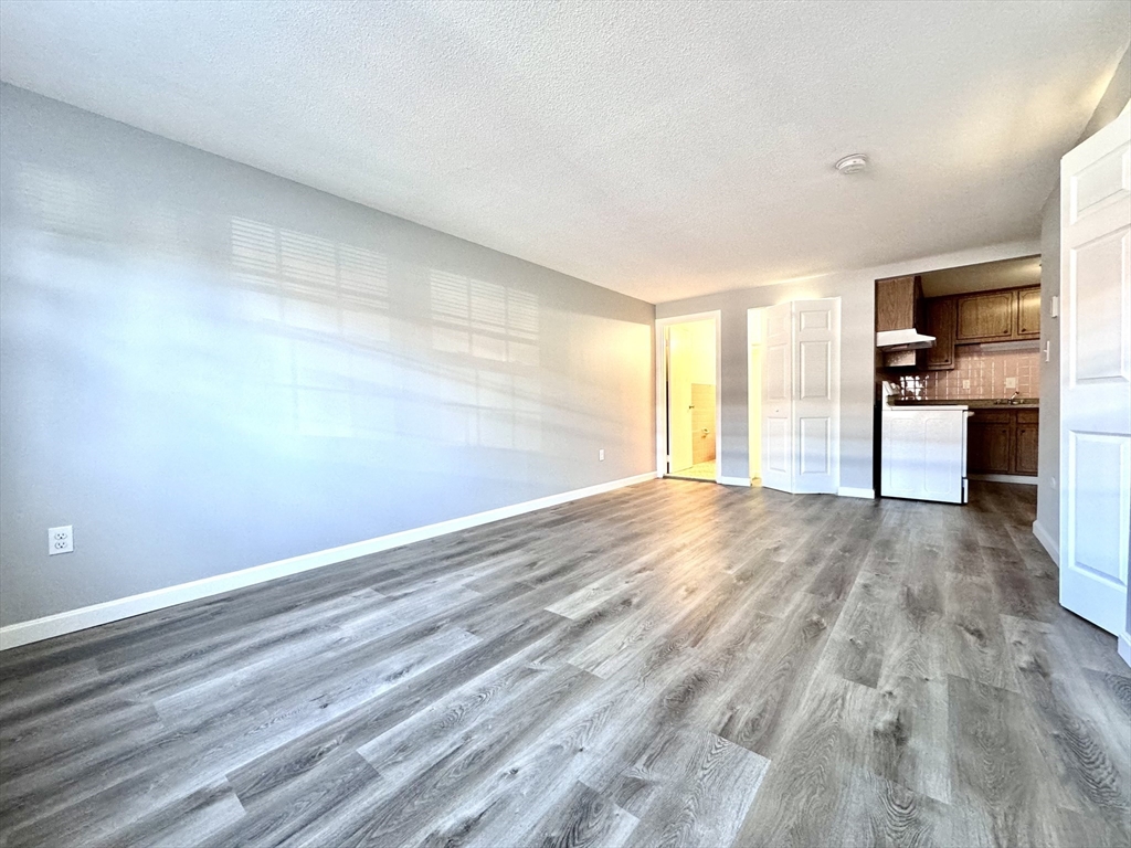 7 Old Colony Lane, Unit 4 Arlington, MA 02476 - Photo 6 of 13