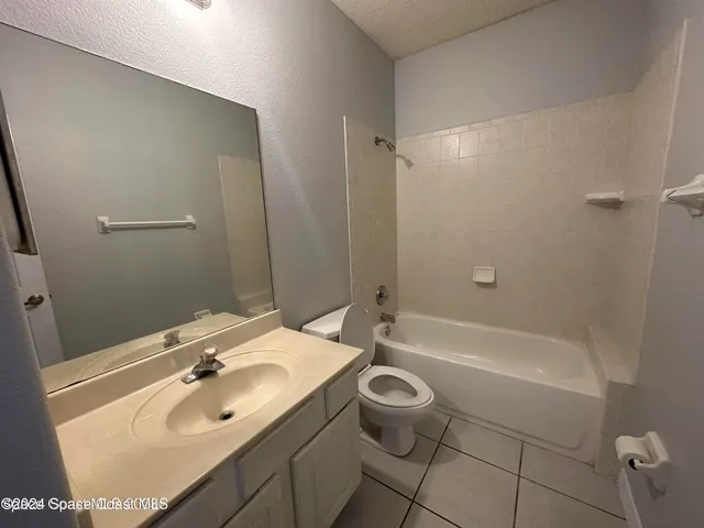 $1,700 | 160 South Shepard Drive, Unit 15, Cocoa Beach, FL 32931