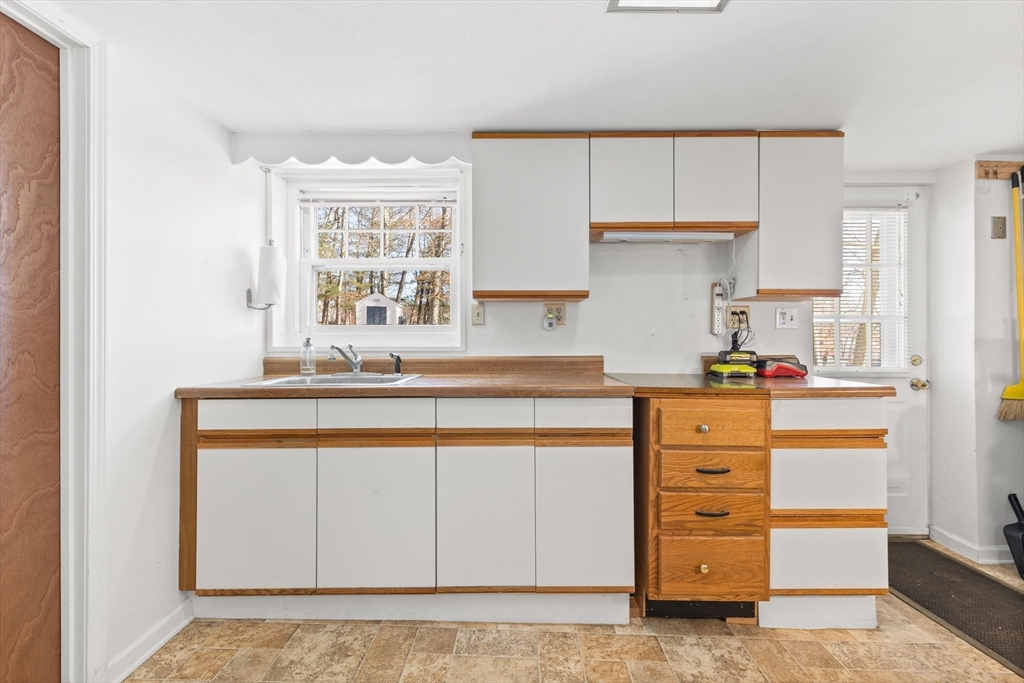 18 Patriot Road Burlington, MA 01803 - Photo 21 of 23 Gallery Image 21