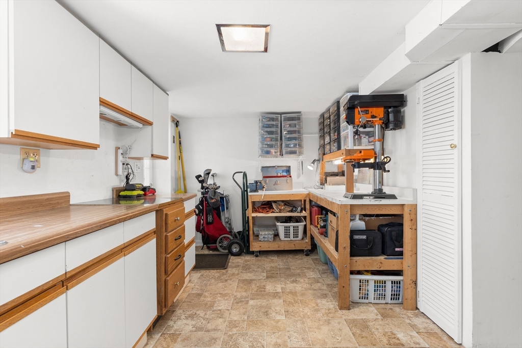 18 Patriot Road Burlington, MA 01803 - Photo 22 of 23 Gallery Image 22