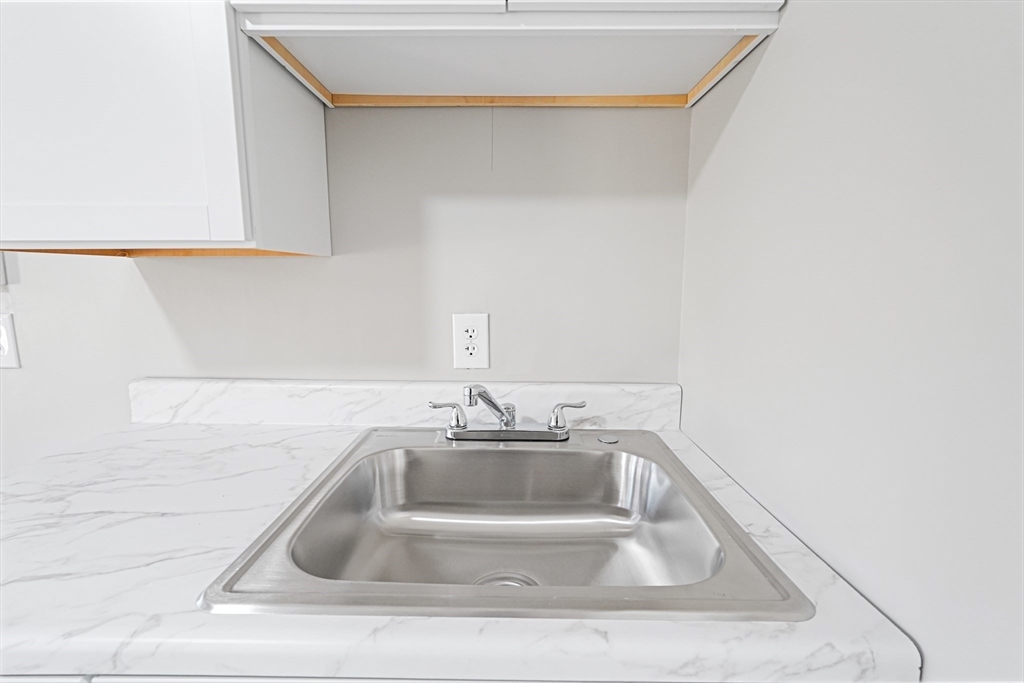 62-64 Willow Road Ayer, MA 01432 - Photo 11 of 40