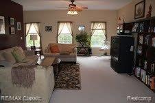 22654 Goddard Road Taylor, MI 48180 - Photo 3 of 10 Goddard Living room3.jpg