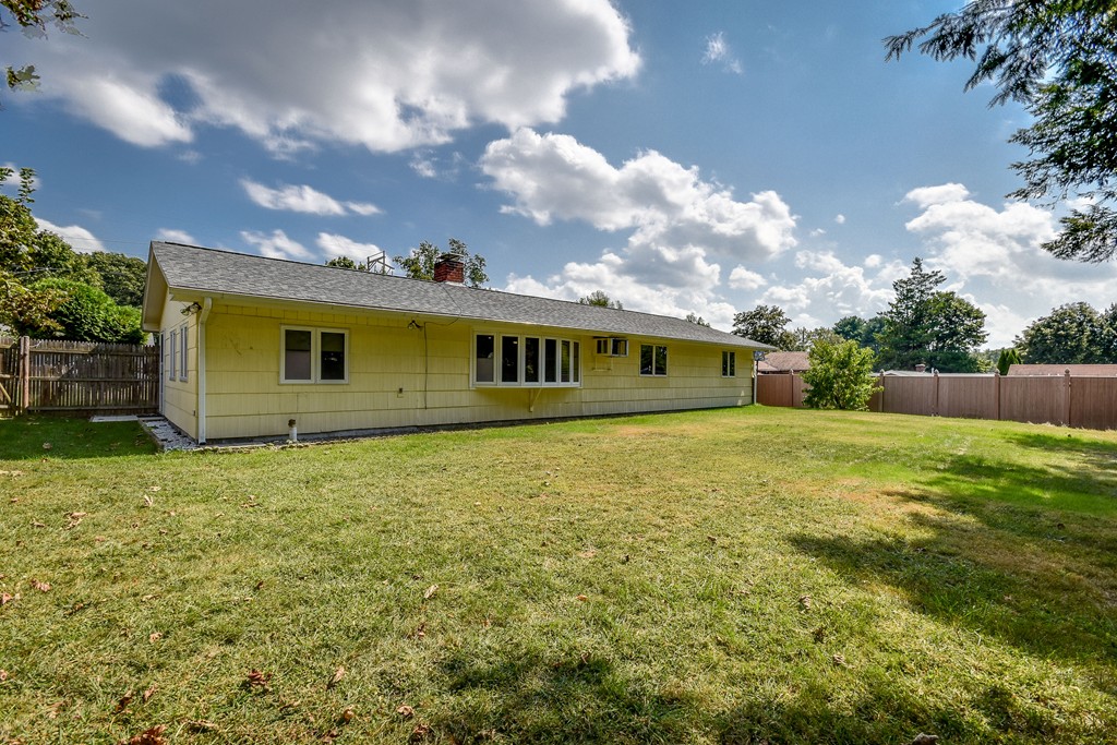 28 Brownlea Road Framingham, MA 01701 - Photo 19 of 20 Gallery Image 19