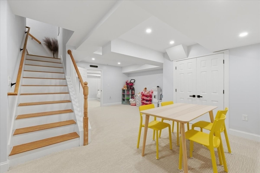 4 Dexter Road, Unit 4 Foxboro, MA 02035 - Photo 27 of 39