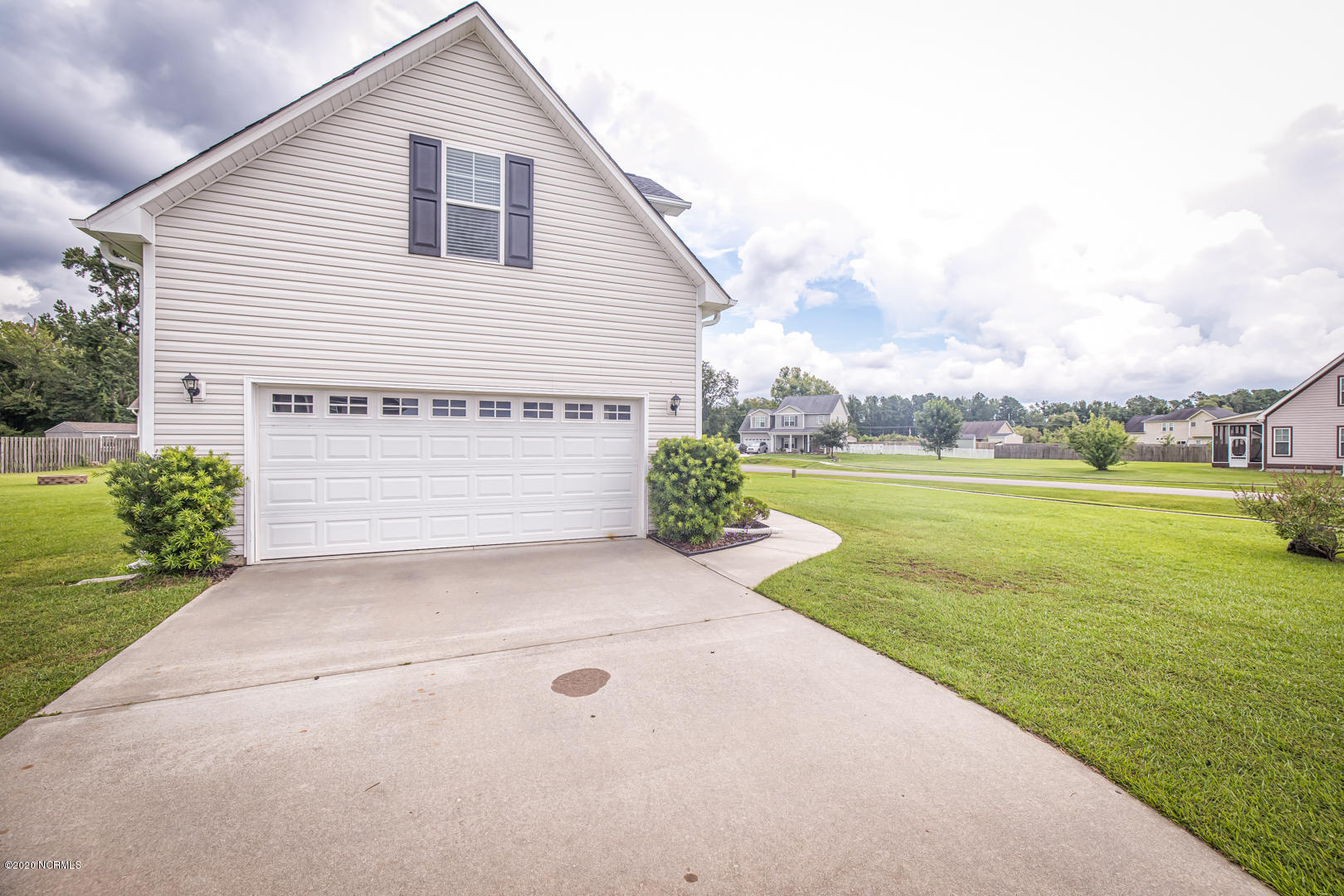 25 East Tumbling Waters Road Rocky Point, NC 28457 - Photo 20 of 22 T29