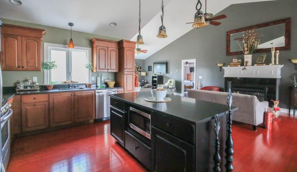 7 Pondview Road Old Orchard Beach, ME 04064 - Photo 5 of 13 Photo
