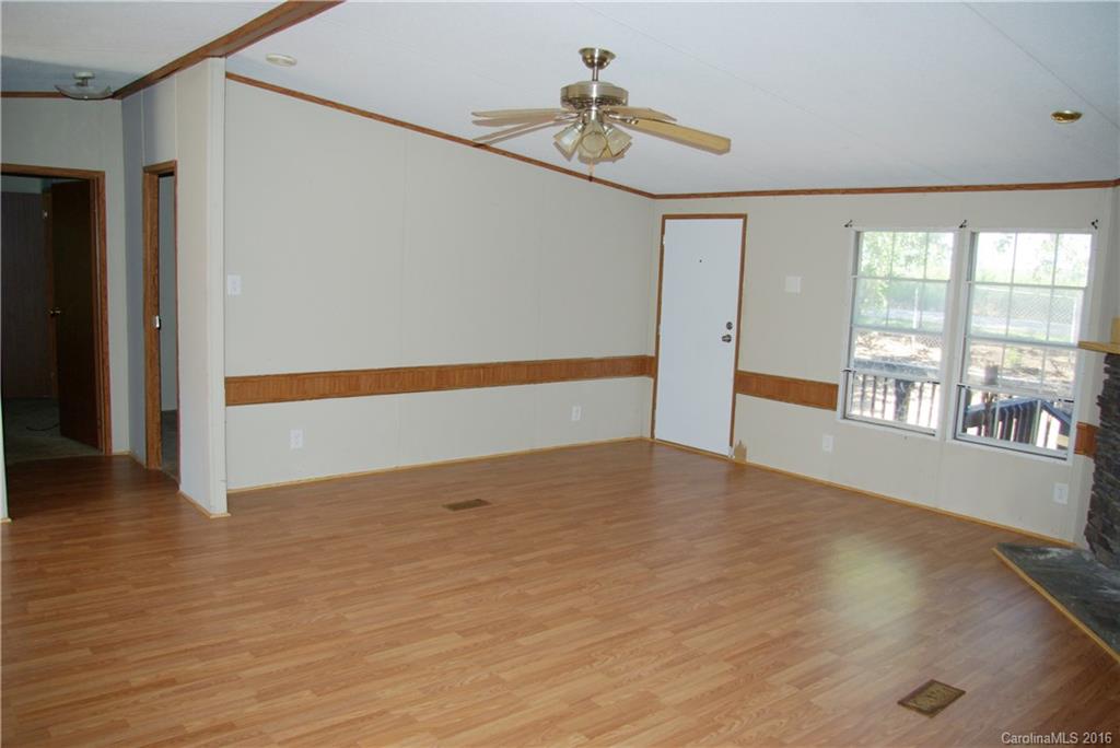 6146 Hightower Road Great Falls, SC 29055 - Photo 2 of 17 Gallery Image 2