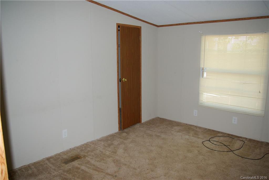 6146 Hightower Road Great Falls, SC 29055 - Photo 12 of 17 Gallery Image 12