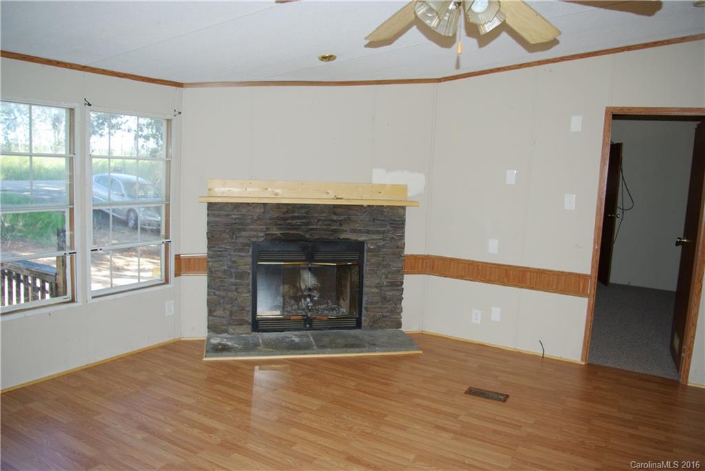 6146 Hightower Road Great Falls, SC 29055 - Photo 4 of 17 Gallery Image 4