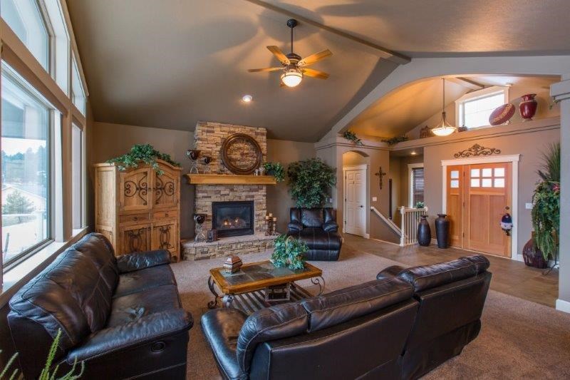 4301 South Saltese Lake Road Greenacres, WA 99016 - Photo 2 of 20 Gallery Image 2