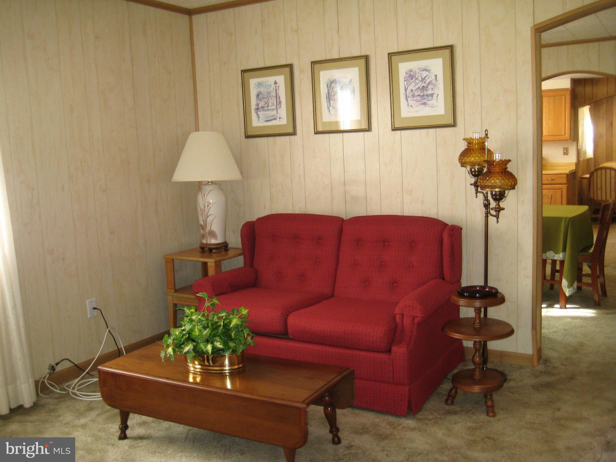 1000 Trimble Road Joppa, MD 21085 - Photo 12 of 20 Living Room
