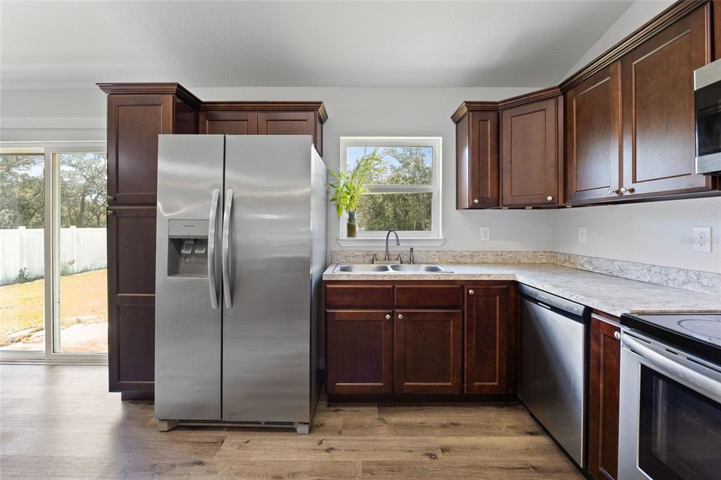 167 Oak Circle Ocala, FL 34472 - Photo 12 of 37