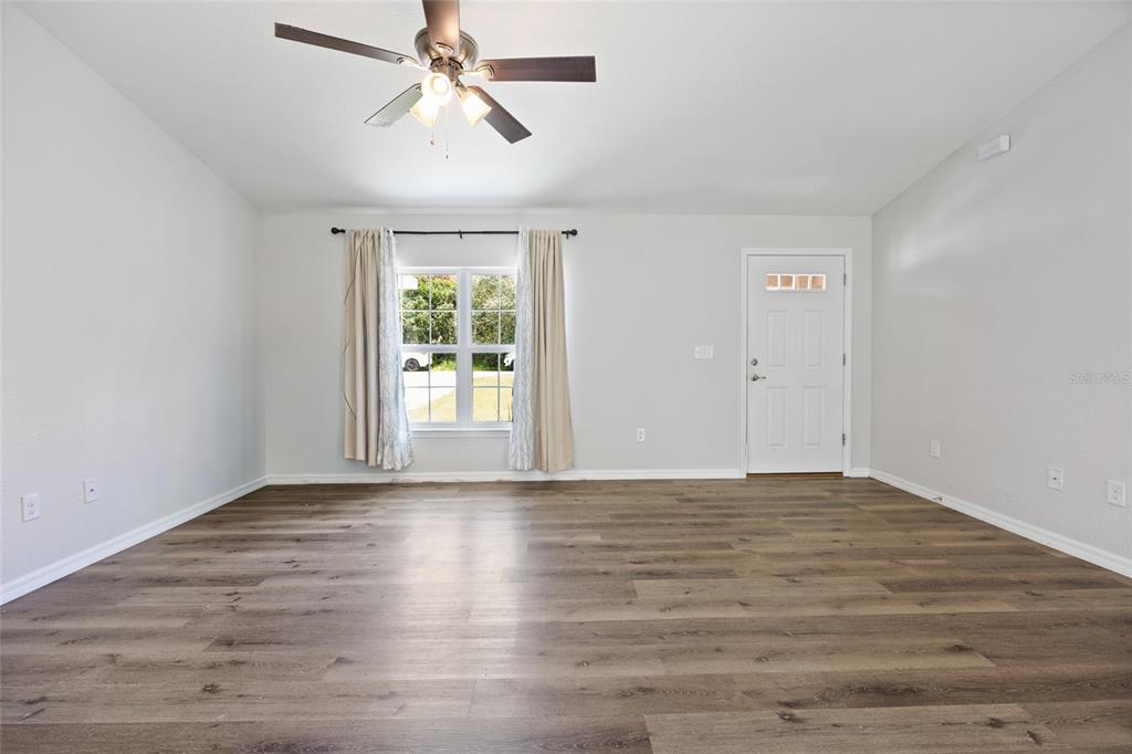 167 Oak Circle Ocala, FL 34472 - Photo 4 of 37