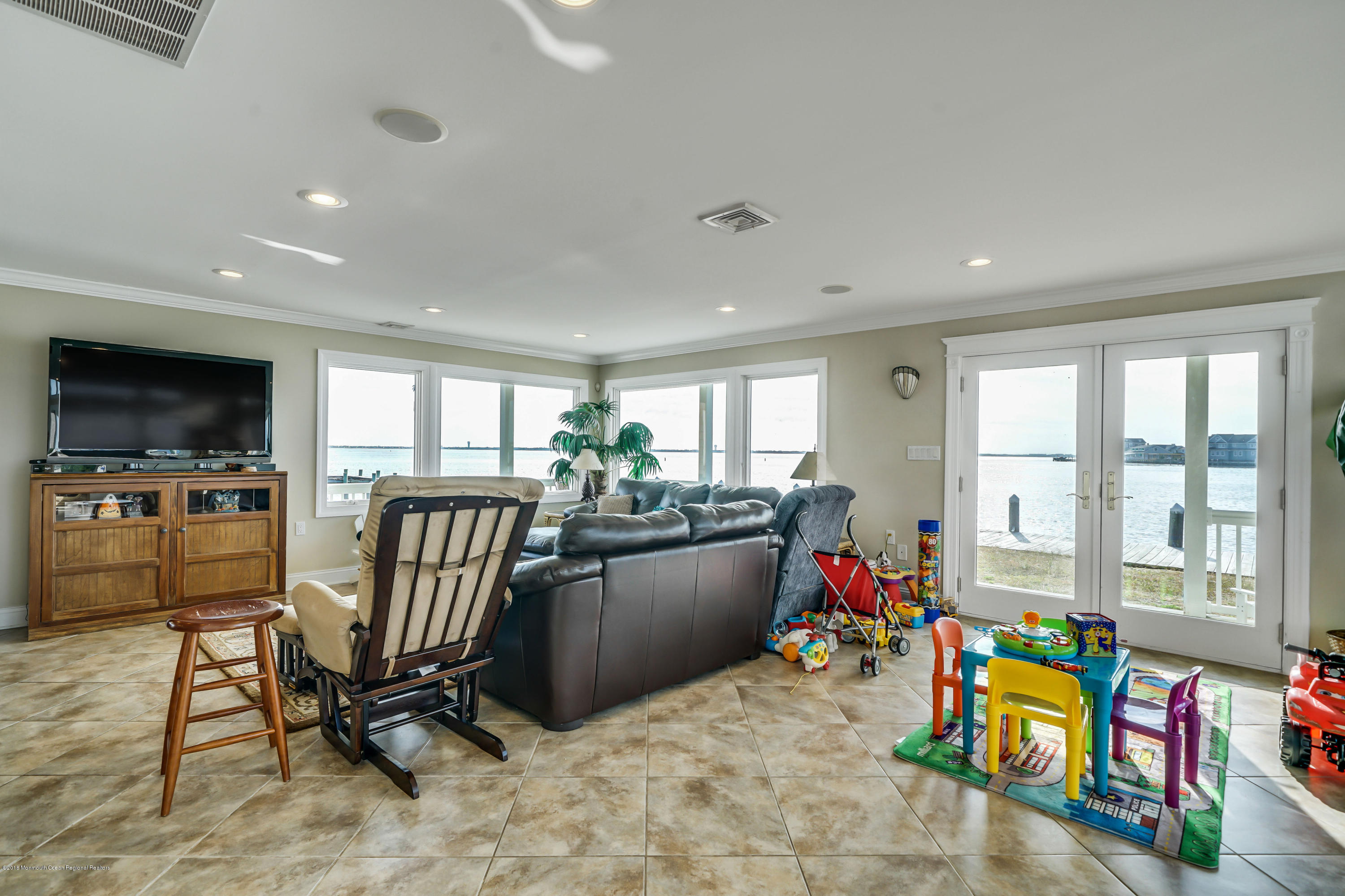 2 Mermaid Road Toms River, NJ 08753 - Photo 11 of 55 014_dsc03928-dsc03932