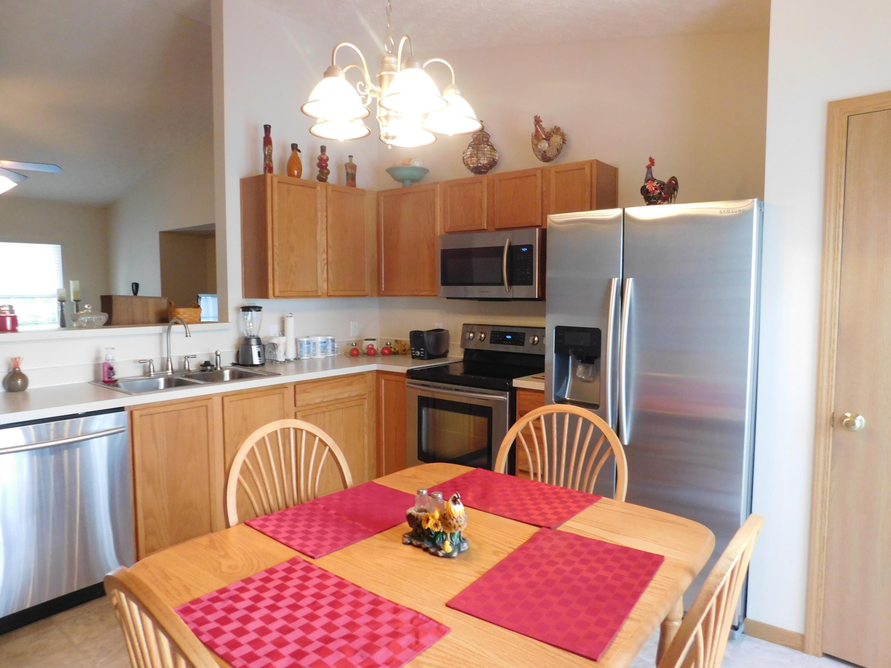 576 Rockets Street, Unit 141 Galloway, OH 43119 - Photo 5 of 18 Gallery Image 5