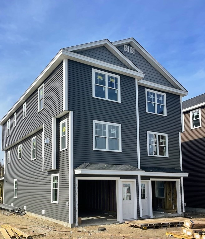 54 Old County Road, Unit 2 Salisbury, MA 01952 - Photo 1 of 8 Gallery Image 1
