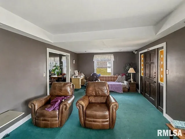 $159,900 | 113-115 McCann Street, Benton, IL 62812